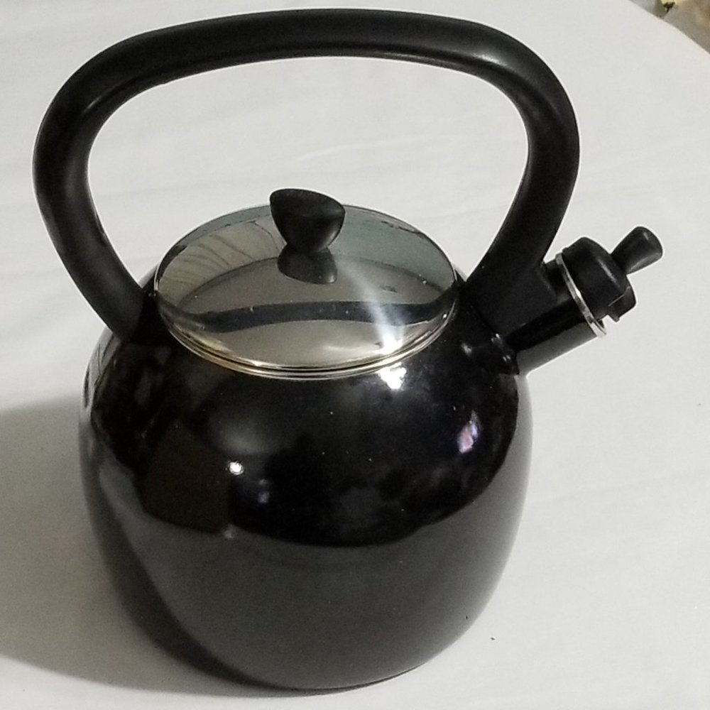 Copoco Cavalier Whistling Tea Kettle